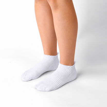 Bamboo Ankle Compression Socks - White